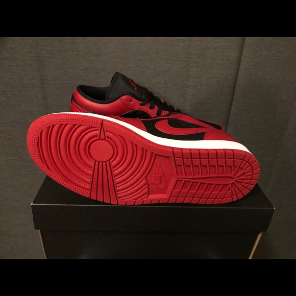 SOLD-Air Jordan 1 Low Reverse Bred - Picture 3 of 3